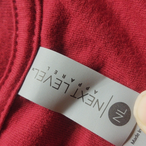 Bundle of 3 NWOT Next Level Apparel Women's Marron Tees  Size M - Picture 3 of 4